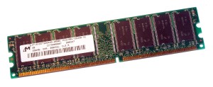 Micron MT16VDDT3264AG-265B1 001