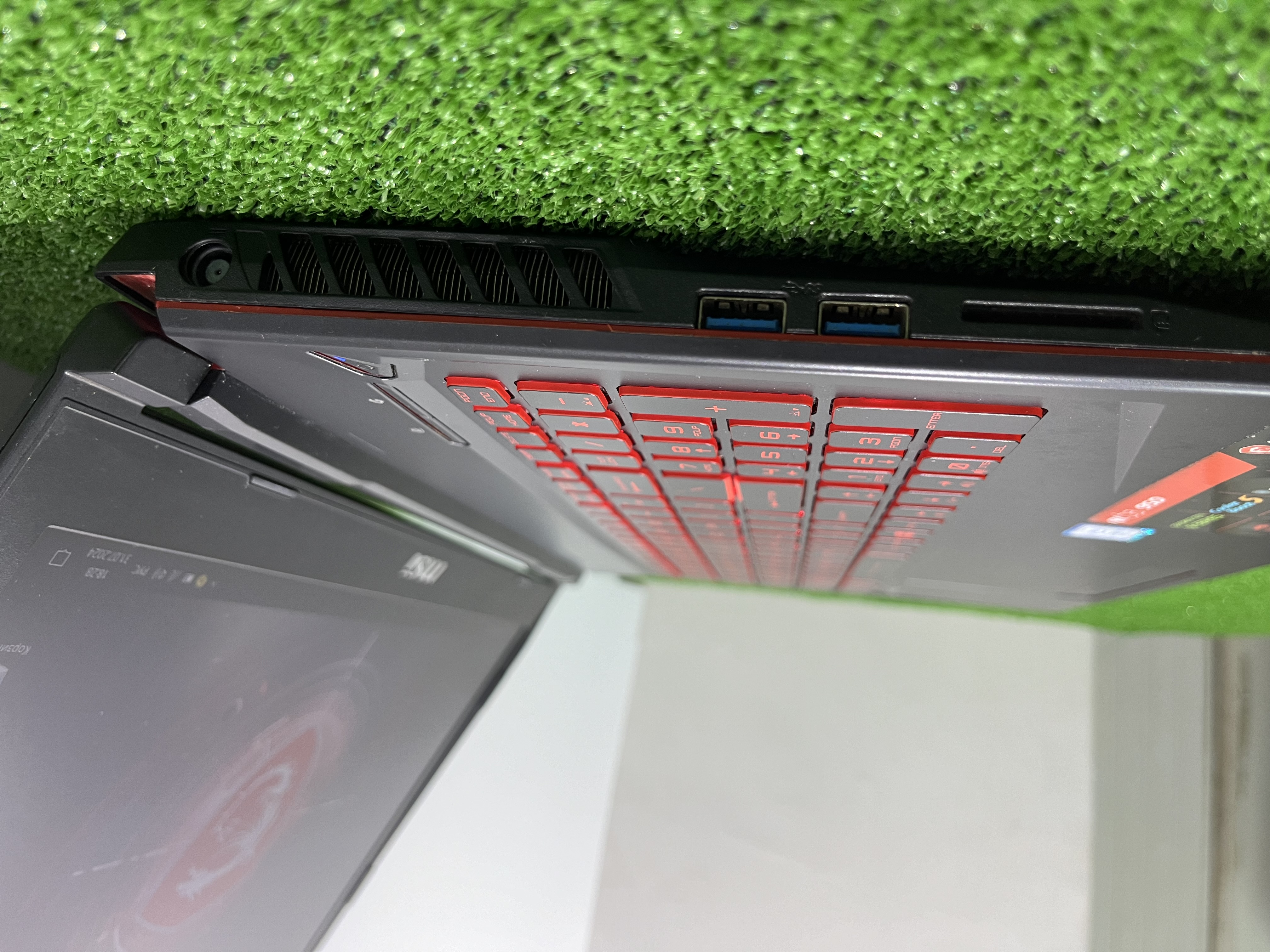 NOT-MSI-145 (6)